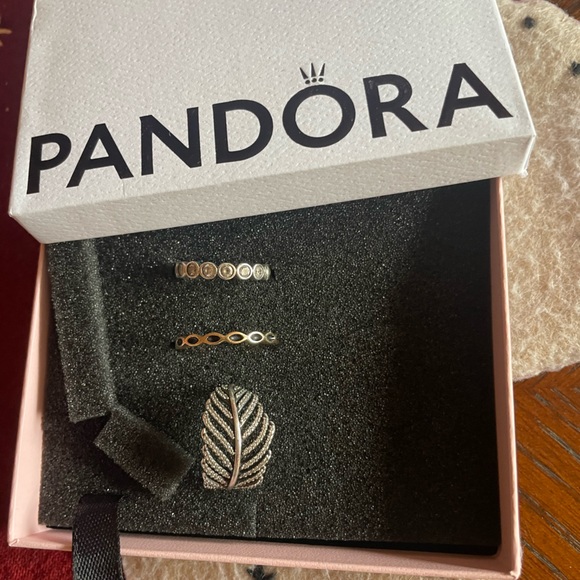 Pandora silver ring - Picture 2 of 5